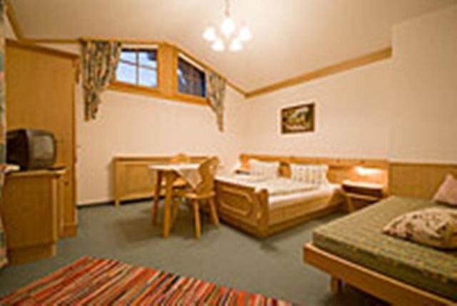 Pension Fuchs Brixen im Thale Zimmer foto