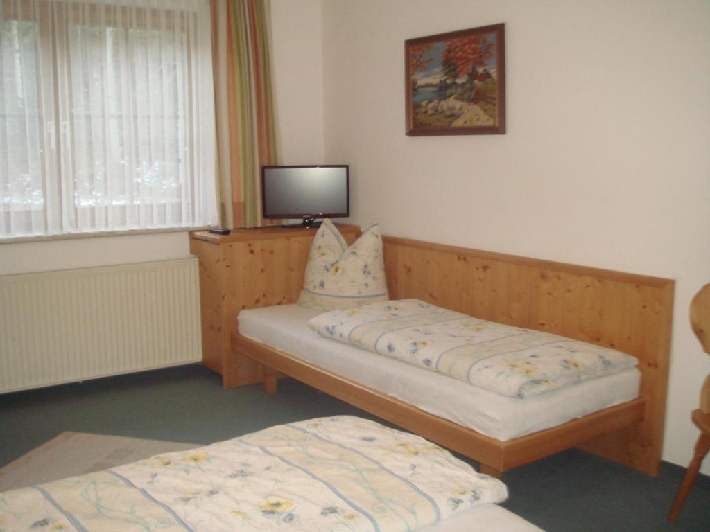 Pension Fuchs Brixen im Thale Zimmer foto
